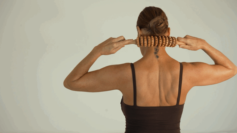 Aftenrutine — skuldre og kæbe